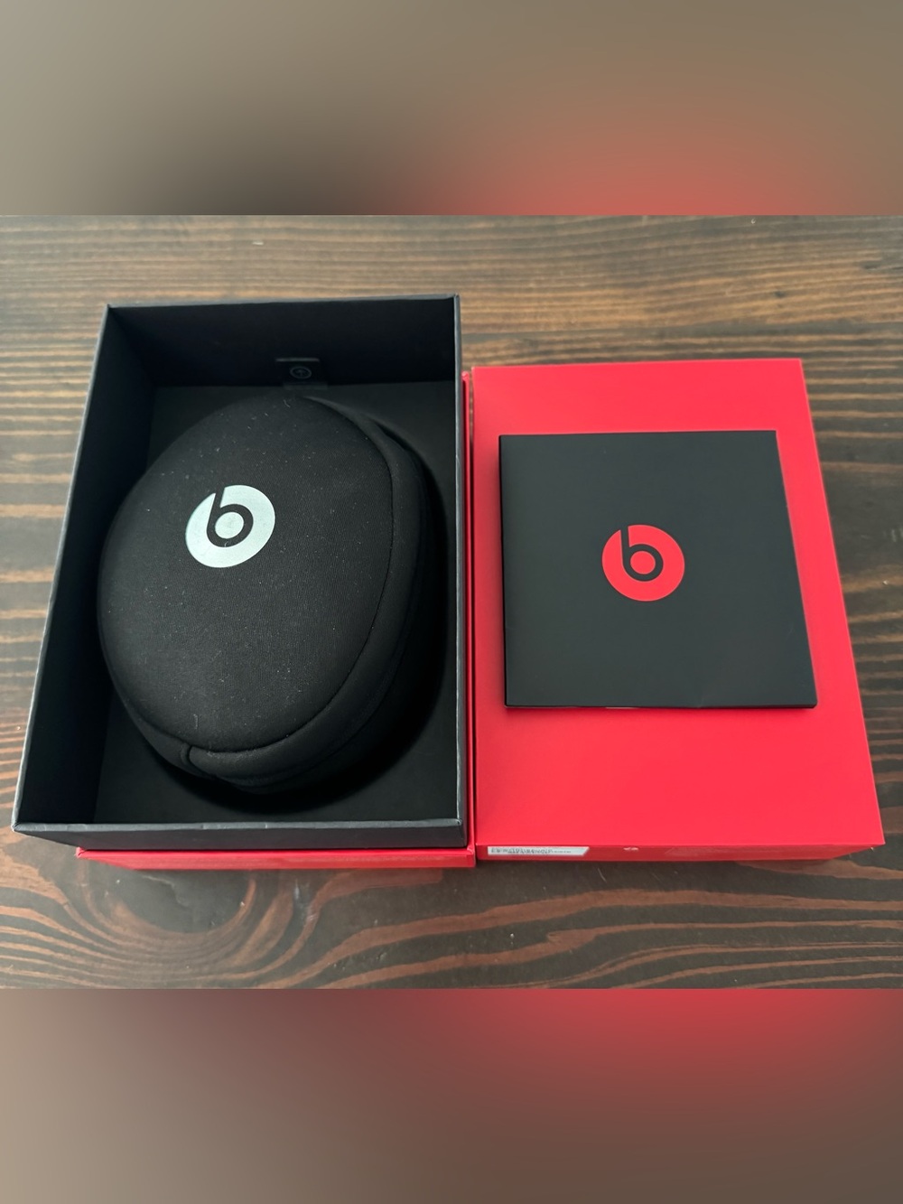 Beats by Dre Solo 2 Luxe Edition. Blue. Never used!